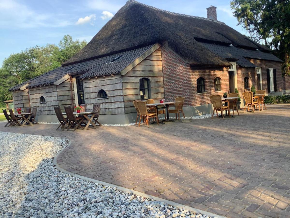 Herberg D'N Driesprong Zeeland Buitenkant foto