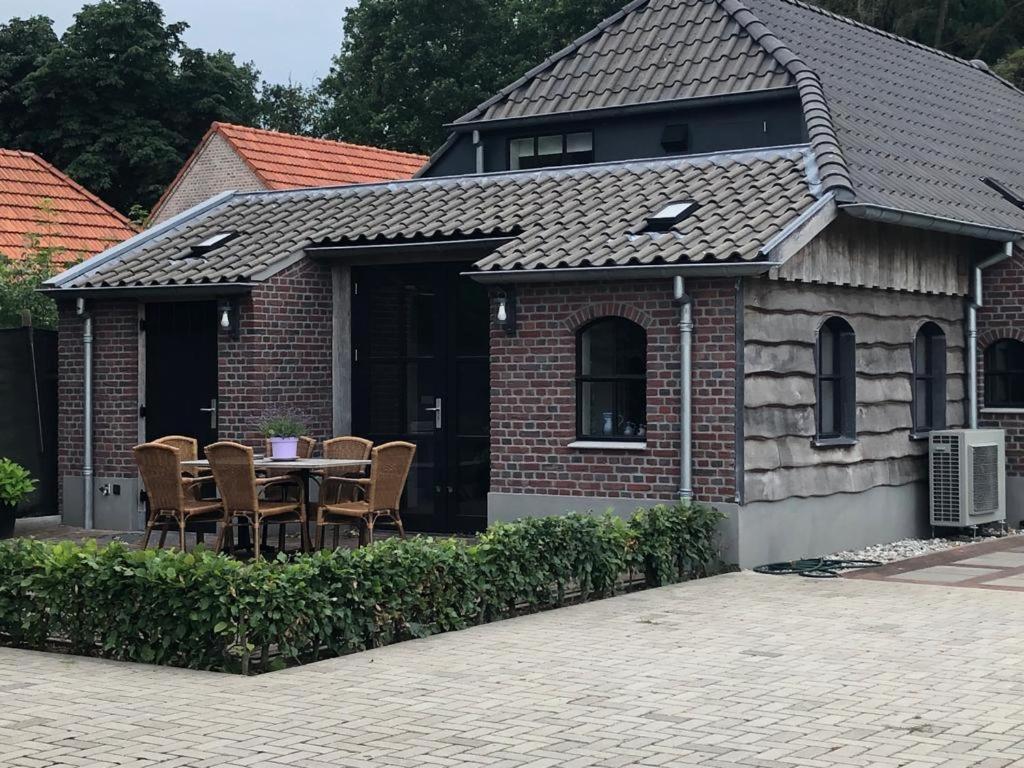 Herberg D'N Driesprong Zeeland Buitenkant foto